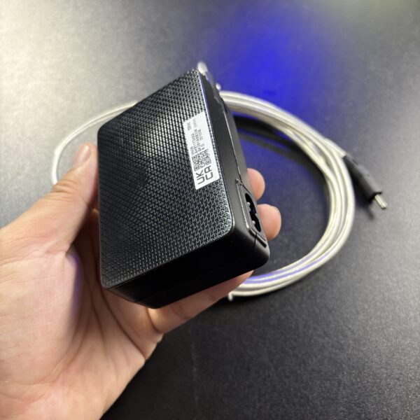 Nguồn Adapter Samsung 19V – 3.1A (59W) – Hàng Mới